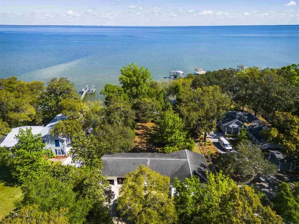 4742 Hickory Shores Blvd, Gulf Breeze, FL 32563