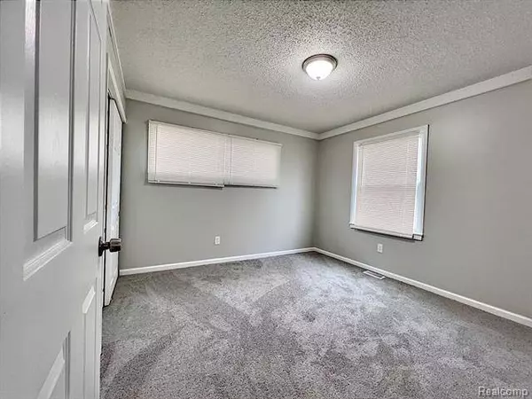 1816 HANOVER Street, Lincoln Park, MI 48146