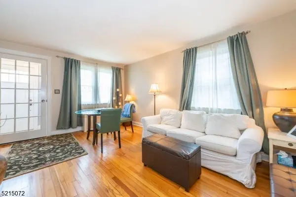 38 Sussex Rd, Clifton City, NJ 07012