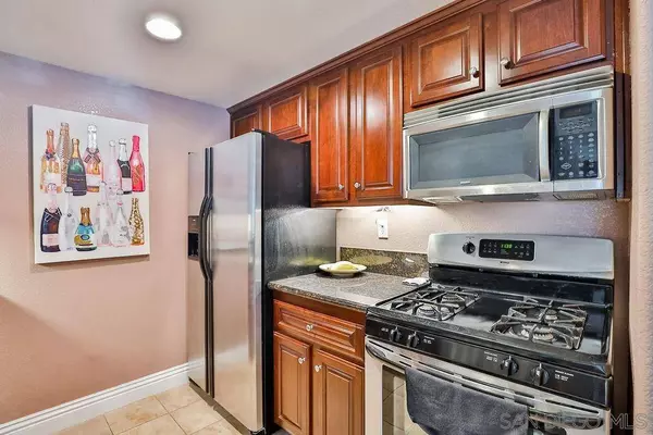 3985 Nobel Drive #329, San Diego, CA 92122