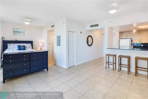 511 SE 5th Ave #818, Fort Lauderdale, FL 33301