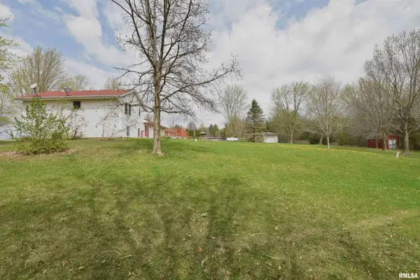 8216 N FORD RD, Edwards, IL 61528