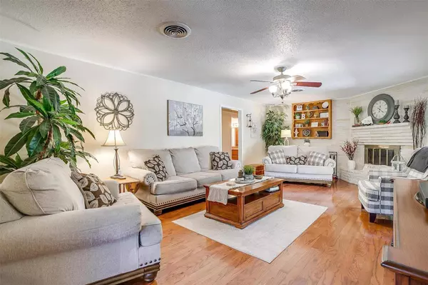 4905 Wilhite Lane, North Richland Hills, TX 76180