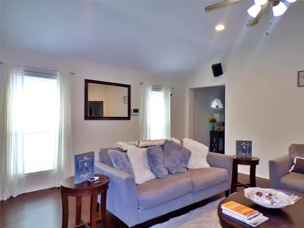 6628 Chalk River Drive, Fort Worth, TX 76179