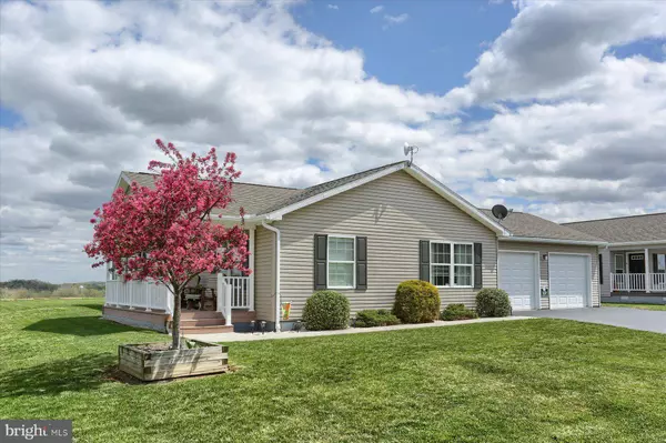 169 GLENRIDGE DR, Carlisle, PA 17015