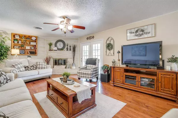 4905 Wilhite Lane, North Richland Hills, TX 76180