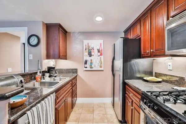 3985 Nobel Drive #329, San Diego, CA 92122