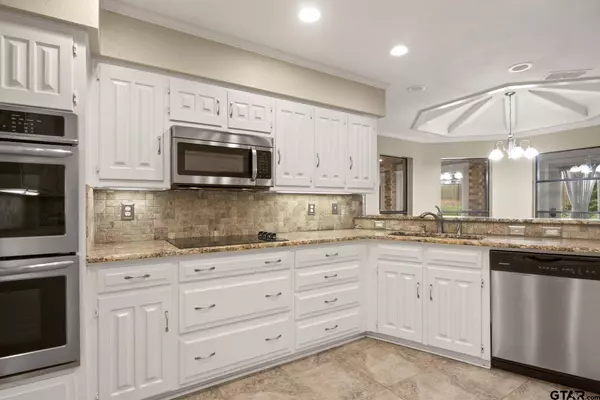 3130 Eagle Drive, Mt Pleasant, TX 75455