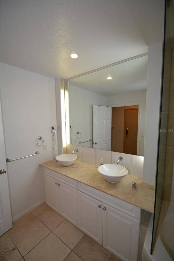 101 PALM HARBOR Pkwy #B415, FL 32137