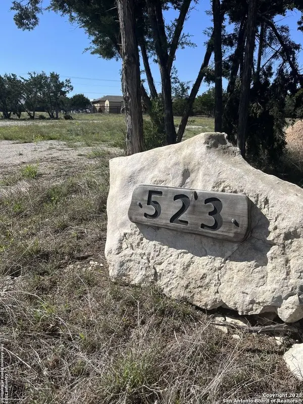 523 STARS AND STRIPES, Fischer, TX 78623