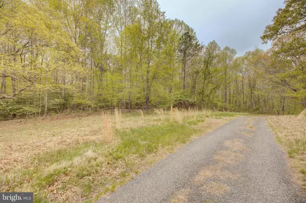 80 CREEK FIELD LN, Lusby, MD 20657