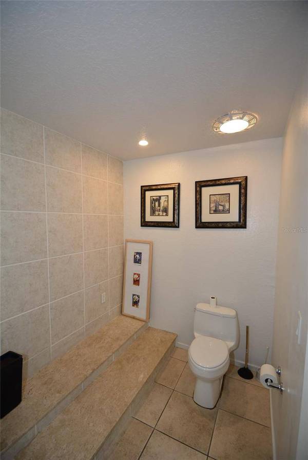 101 PALM HARBOR Pkwy #B415, FL 32137