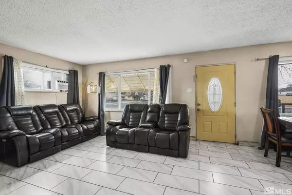 1380 Yori Ave, Reno, NV 89502-2727