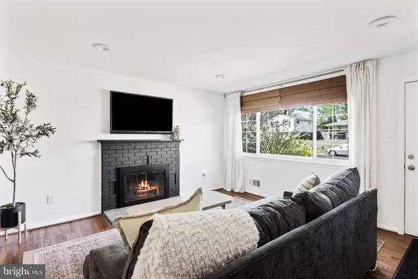 7127 LAYTON DR, Springfield, VA 22150