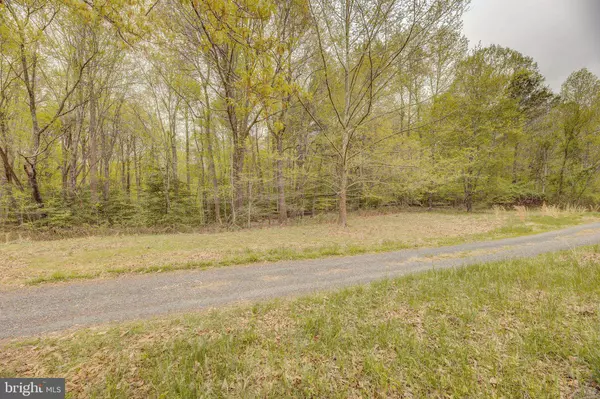 80 CREEK FIELD LN, Lusby, MD 20657