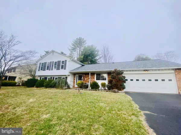 10022 WATERFORD DR, Ellicott City, MD 21042