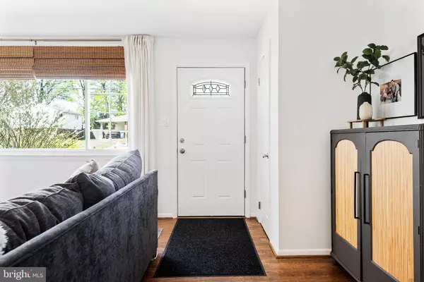 7127 LAYTON DR, Springfield, VA 22150