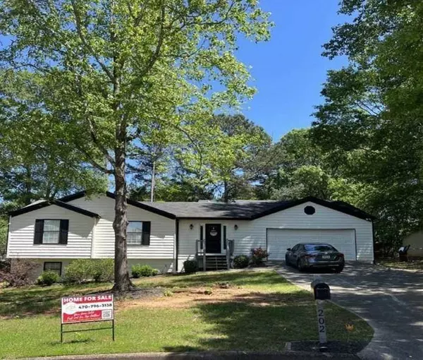 202 Deer Walk DR, Winder, GA 30680