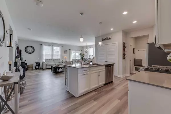 3533 Gillsland RD, Bargersville, IN 46106