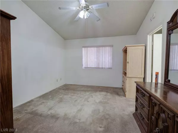 371 Virginia Lake Avenue, Henderson, NV 89015