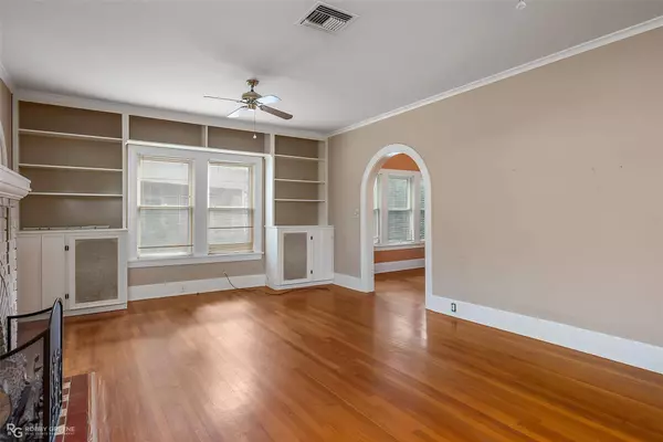 336 Albany Avenue, Shreveport, LA 71105