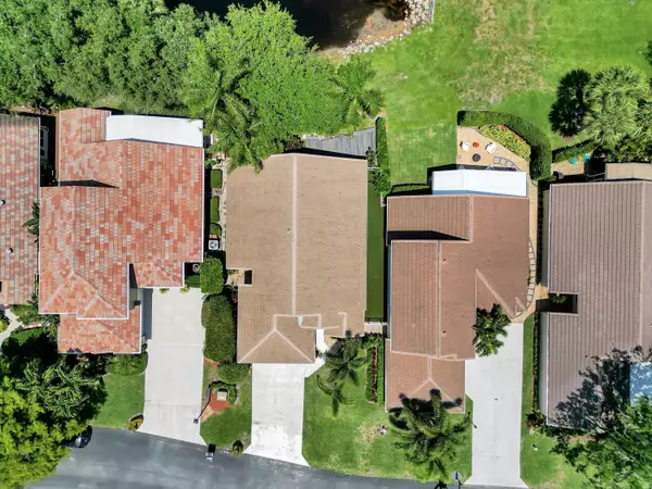 2727 S Clearbrook CIR, Delray Beach, FL 33445