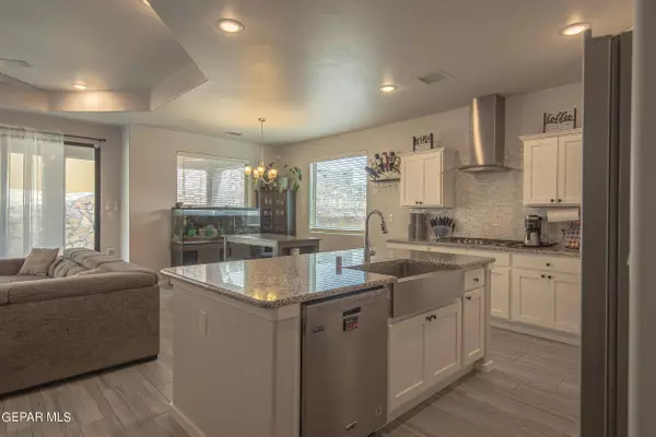 224 ULSHAW Street, El Paso, TX 79928