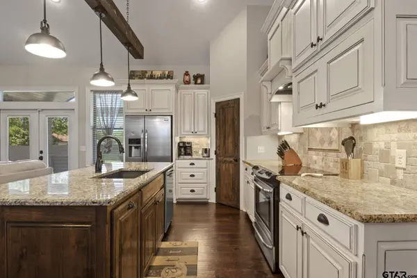 2717 Stone Briar Drive, Mt Pleasant, TX 75455