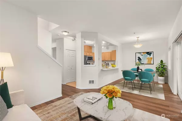 14335 Simonds RD NE #B306, Kirkland, WA 98034