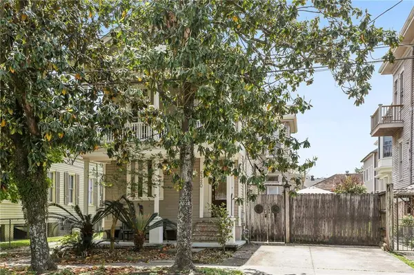 6320 22 MAGAZINE ST, New Orleans, LA 70118