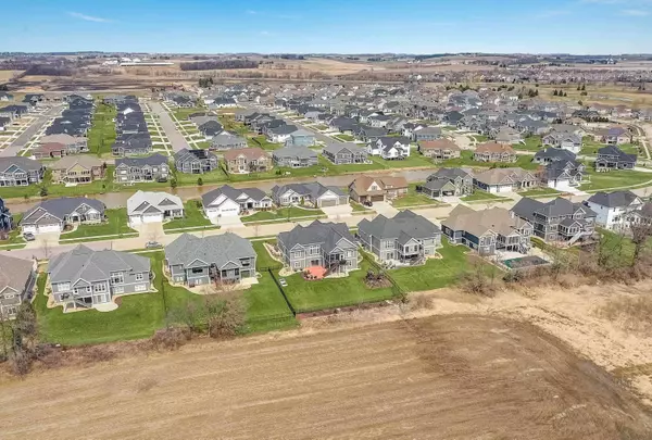 724 Westbridge Tr, Waunakee, WI 53597