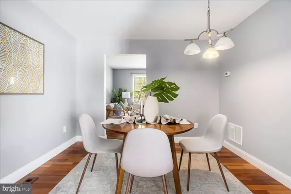 210 OAK LEAF WAY, Halethorpe, MD 21227