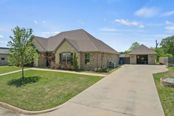 2717 Stone Briar Drive, Mount Pleasant, TX 75455