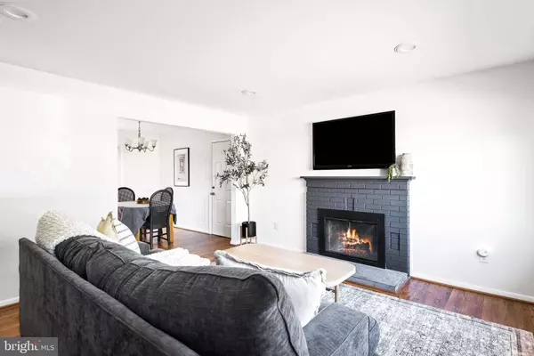 7127 LAYTON DR, Springfield, VA 22150