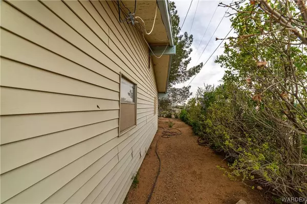 2605 E Potter AVE, Kingman, AZ 86409