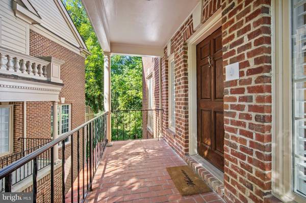 5818 MADAKET RD, Bethesda, MD 20816