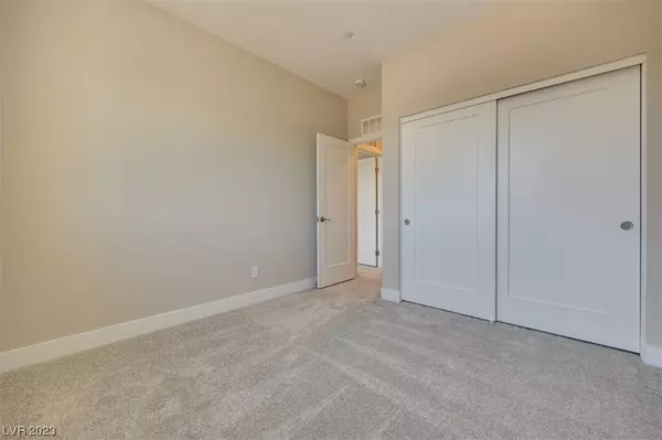 9861 Agate Creek Street, Las Vegas, NV 89141