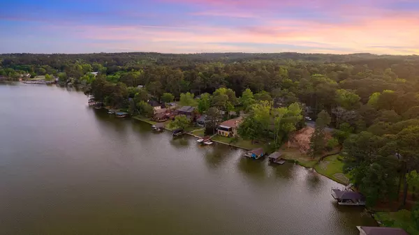 1341 Hideaway Lane W, Hideaway, TX 75771