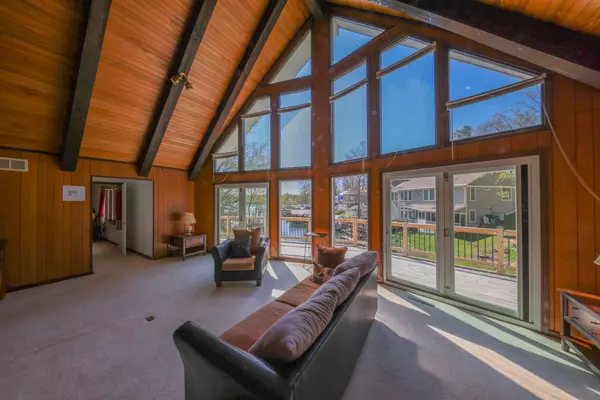 7037 Opossum DR, Nineveh, IN 46164