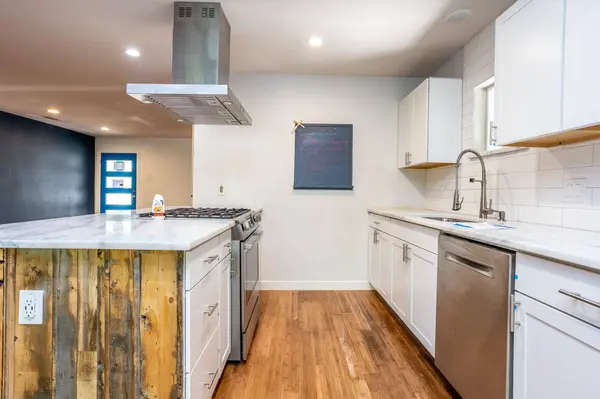 4512 Dove Creek Way, Dallas, TX 75232