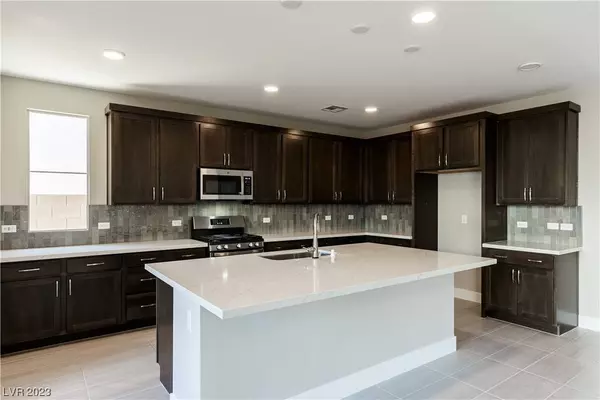 6849 Desert Finch Street, North Las Vegas, NV 89084