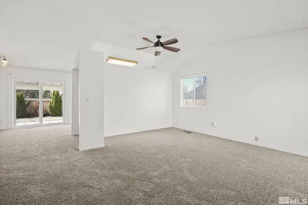 8611 Beechcraft Dr, Reno, NV 89506-2159