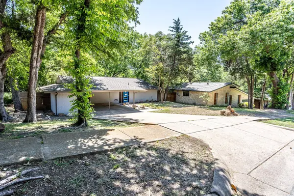 4512 Dove Creek Way, Dallas, TX 75232