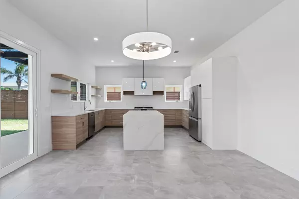 5246 Medoras Ave, St Augustine, FL 32080