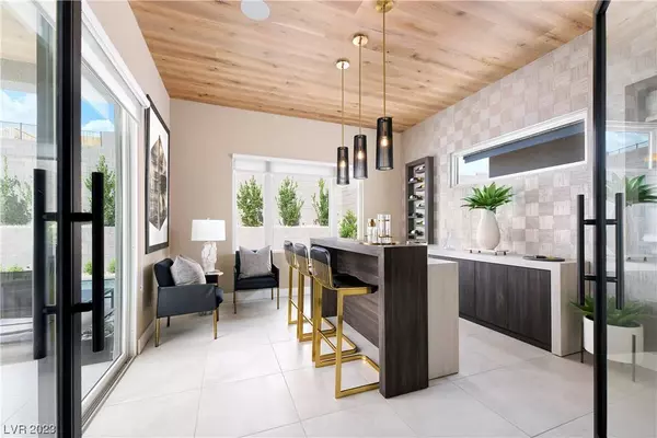 377 Crown Mesa Avenue, Las Vegas, NV 89138