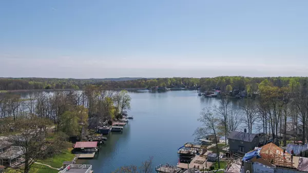 7037 Opossum DR, Nineveh, IN 46164