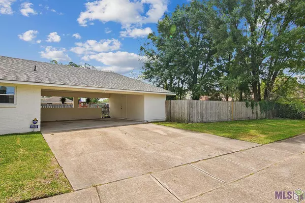 12510 E MILLBURN AVE, Baton Rouge, LA 70815