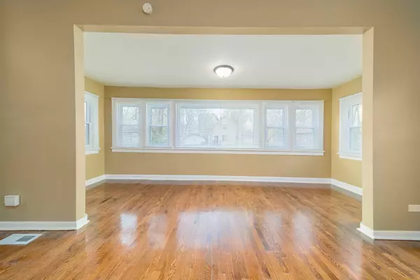 17055 Jodave Avenue, Hazel Crest, IL 60429