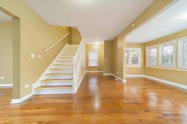 17055 Jodave Avenue, Hazel Crest, IL 60429