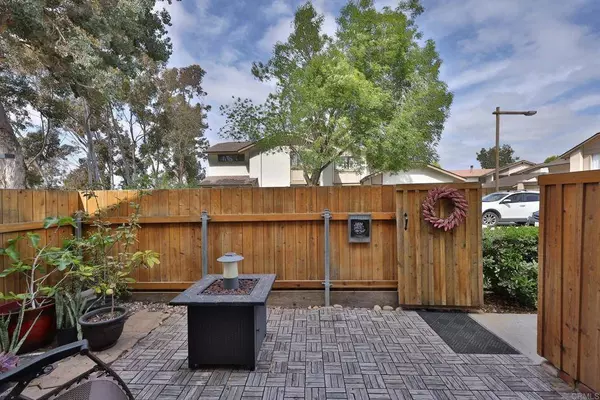 5346 Caminito Velasquez, San Diego, CA 92124